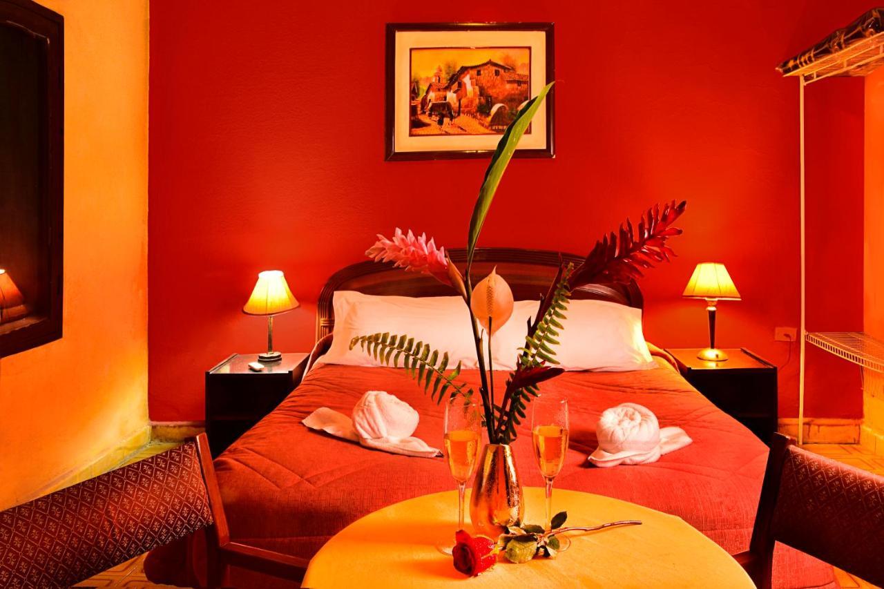 Cesar'S Tropical Hotel Villa Tunari Buitenkant foto