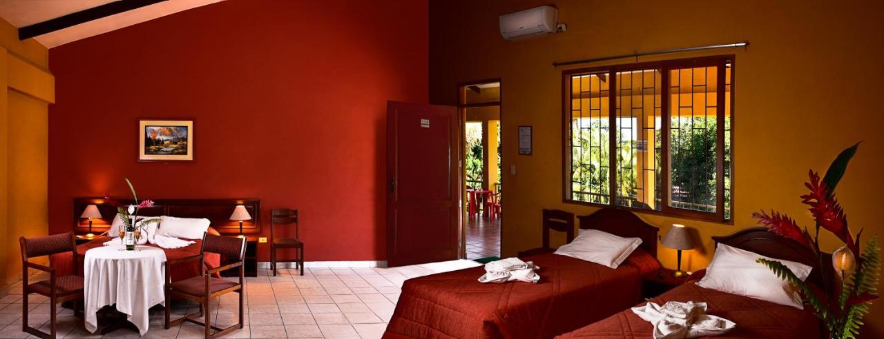 Cesar'S Tropical Hotel Villa Tunari Buitenkant foto