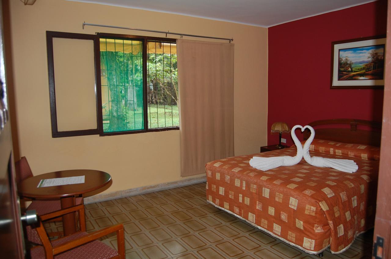 Cesar'S Tropical Hotel Villa Tunari Buitenkant foto